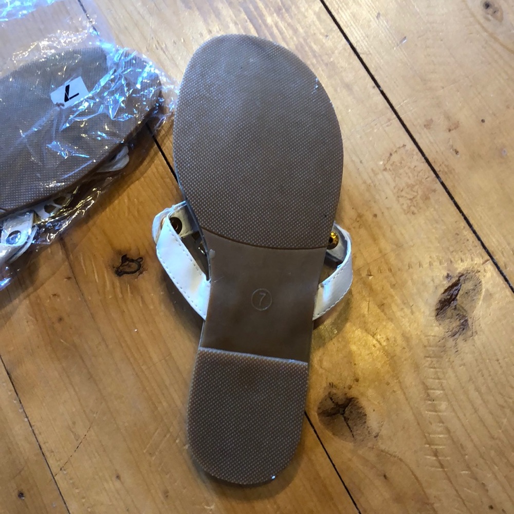 Sandals - Picture 3 of 3